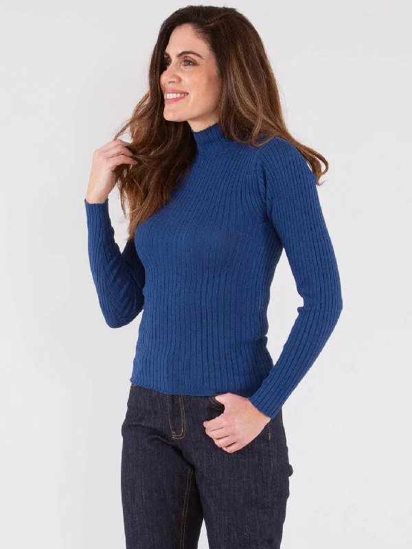 Trigon turtle neck knit top midnight Cream Knit Top