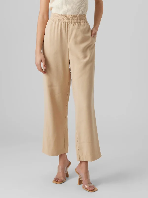Γυναικεία παντελόνα VMCARMEN HIGH RISE TROUSERS 10278926 | 10278926 Trousers Harem Relaxed Fit Γυναικεία παντελόνα VMCARMEN HIGH RISE TROUSERS 10278926 | 10278926 Trousers Harem Relaxed Fit