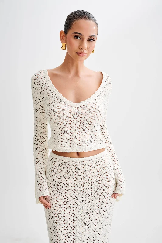 Anais Scalloped Long Sleeve Knit Top - Ivory Holiday Knit Blouse