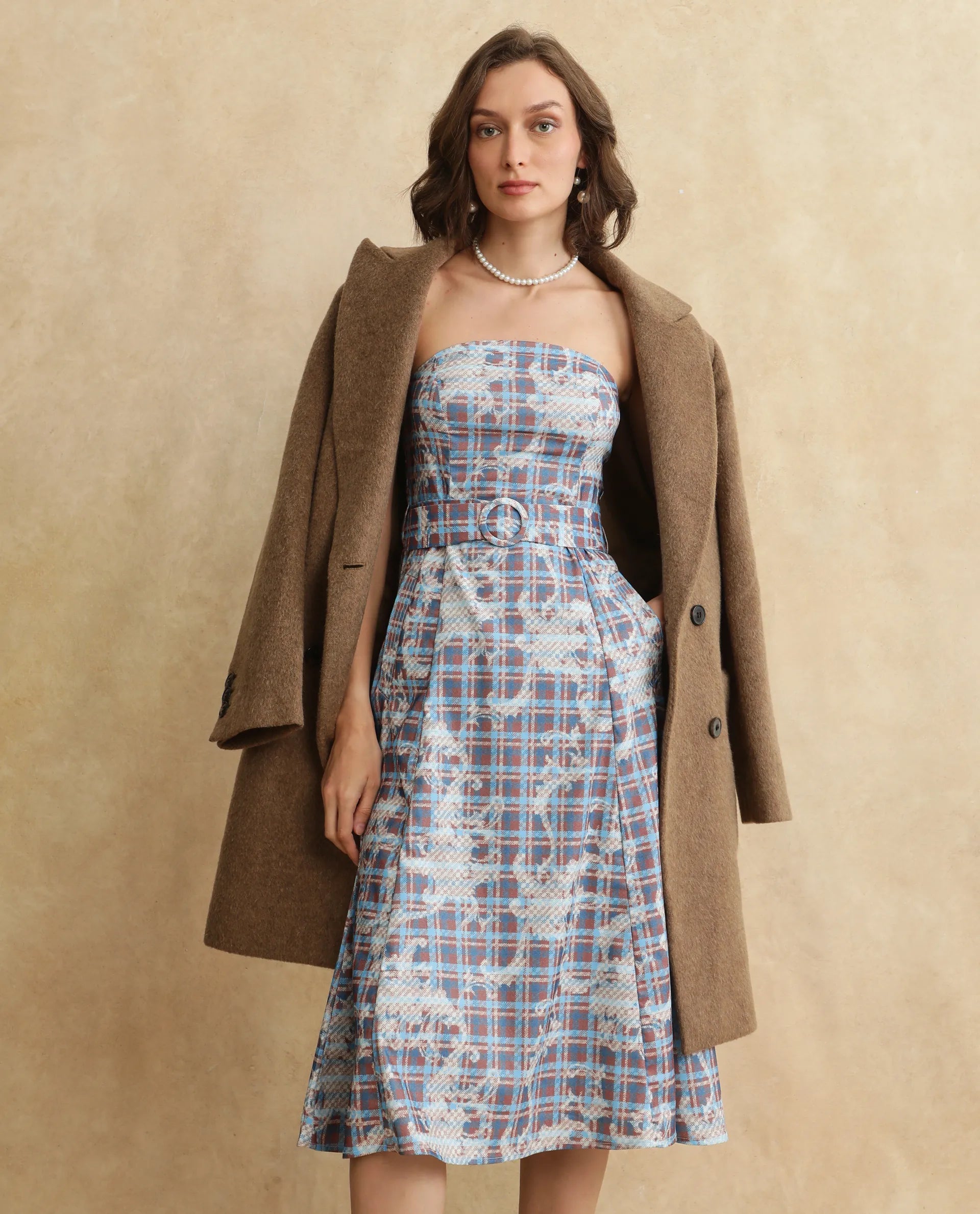 Rareism Women Yerd Blue Sleeveless Tube Neck Flared Midi Geometric Print Dress