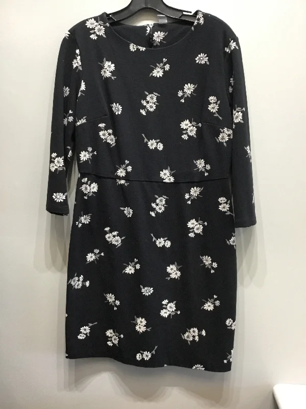 Dress Short Long Sleeve By Old Navy  Size: L