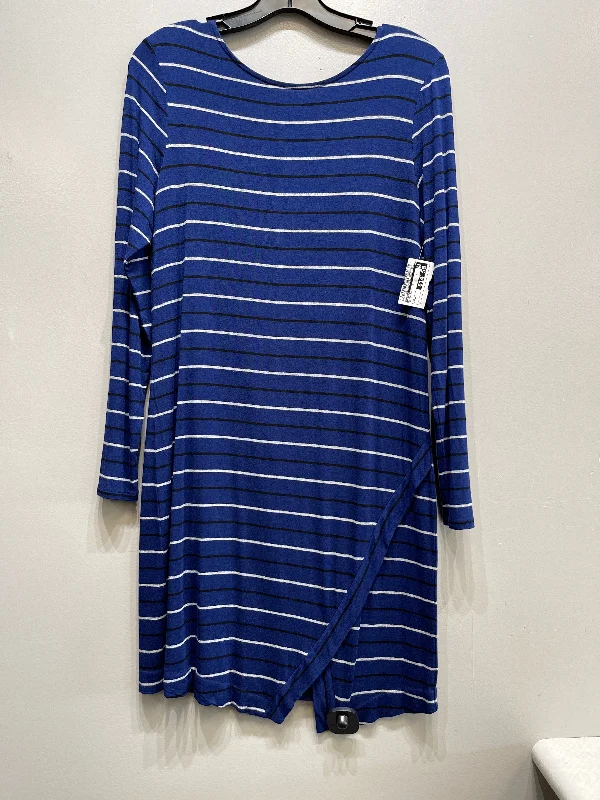 Dress Short Long Sleeve By Kensie  Size: M