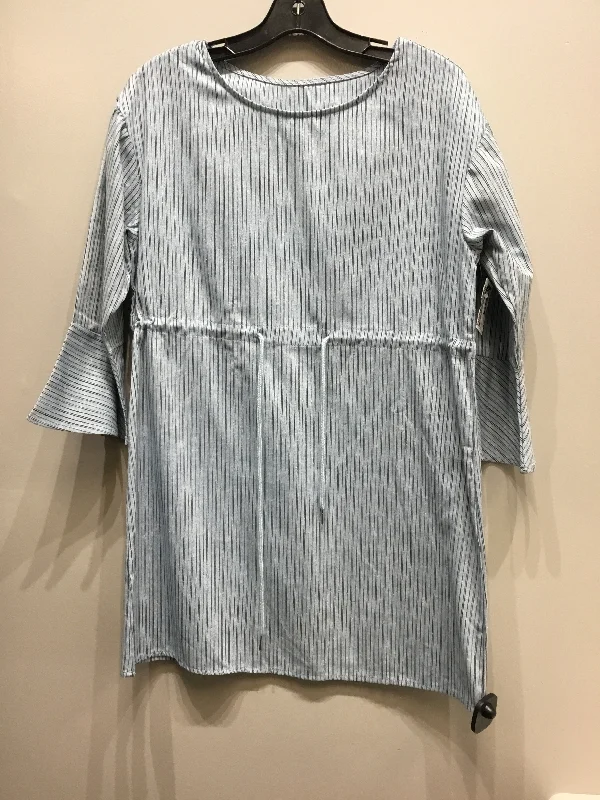 Dress Short Long Sleeve By Clothes Mentor  Size: S