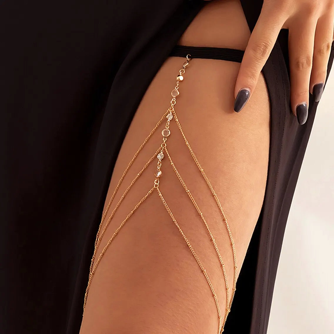 Boho Elastic Band Crystal Leg Thigh Chain for Women Summer Beach Sexy Tassel Multilayer Adjustable Body Jewelry Dress Decorate Tunics Ceremony elegant