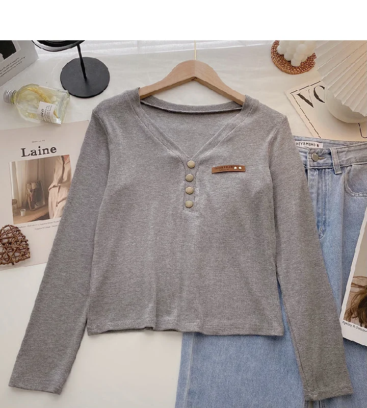 Design sense niche slim V-neck short knit top  6666 Budget-Friendly Knit Tee