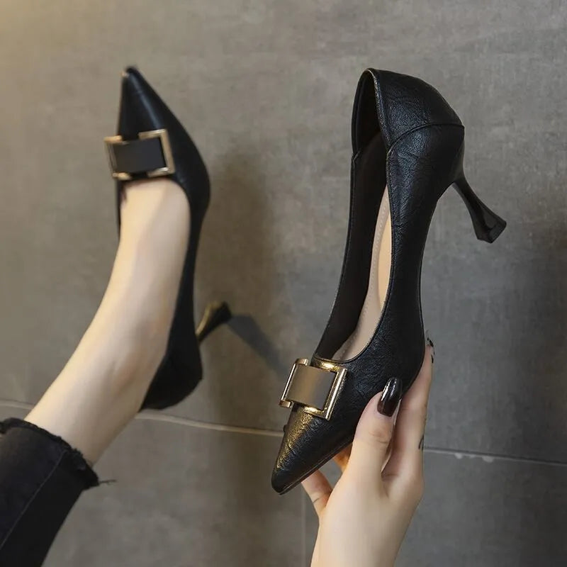01 Black (Heel 5cm)