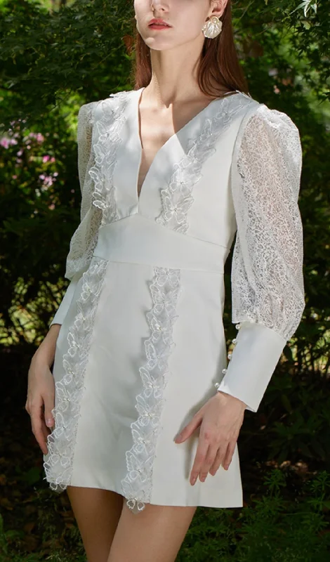 WHITE LACE V-NECK LONG-SLEEVED MINI DRESS Cowl Neckline Elegant