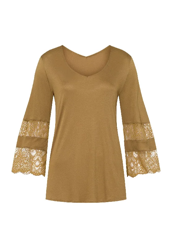 Lilova Relaxed V-Neck Knit Top | Gold 76166-1246 Minimalist Knit Blouse